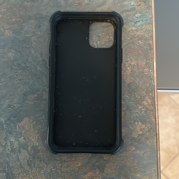 iPhone 11 Pro case - Picture 2 of 2